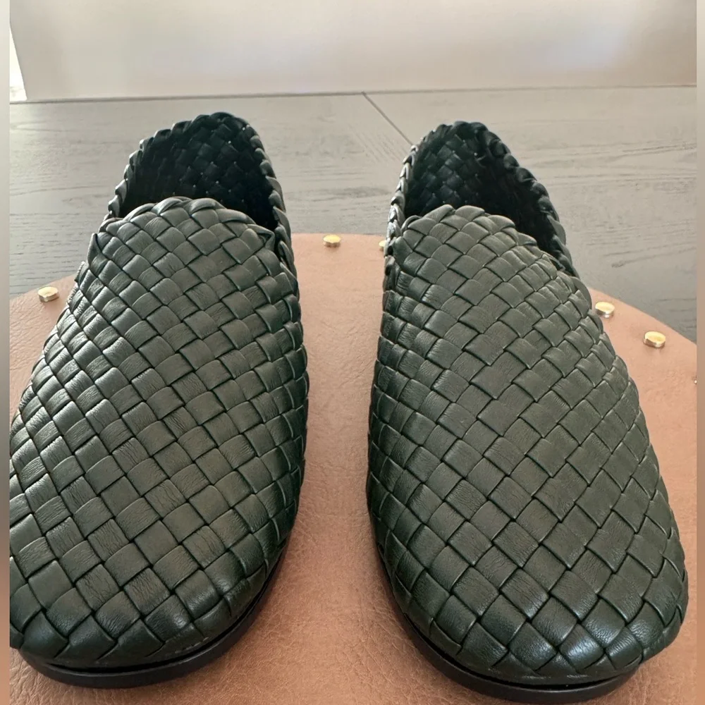 NWT BOTTEGA VENETA Green Intrecciato Woven Leather Loafer Size US 6.5  / EU 39.5